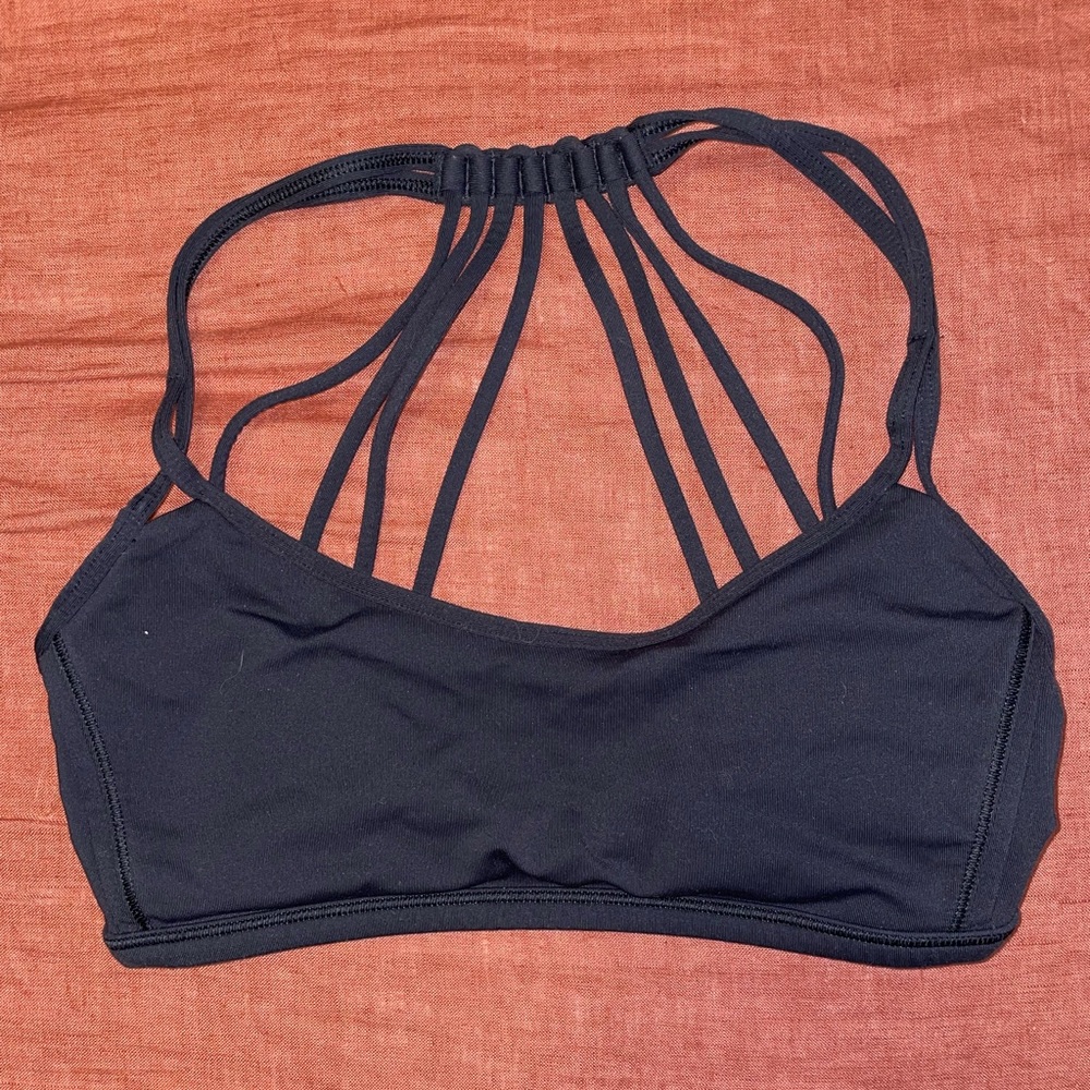 Lululemon bra Size 4